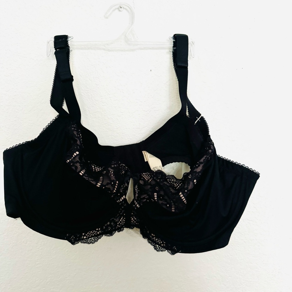 DORINA CELINE NON PADDED BRA
FULL CUP WITH WIRE D17456A-A60 2 Pack
Size 42DD - Picture 7 of 12